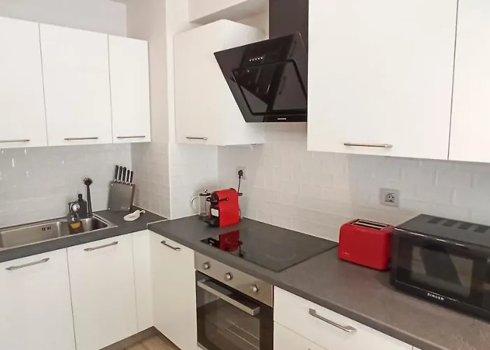 Chrysalis 1 코스 타운