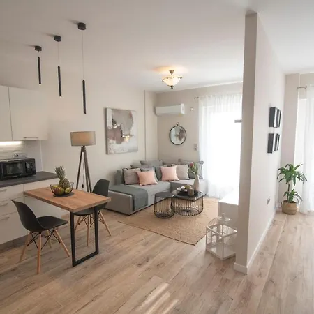 Chrysalis 1 Apartament