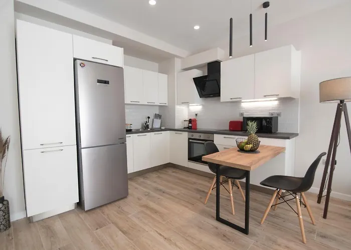 Chrysalis 1 Apartman Kosz